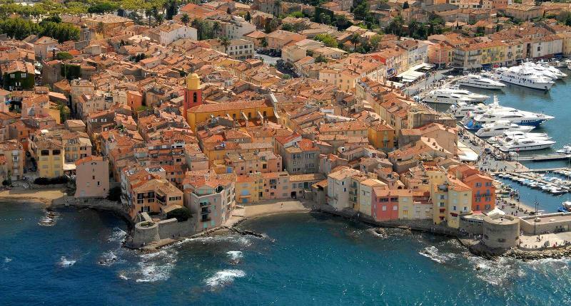 Destinos del mediterraneo, St.Tropez puerto-crucero-mediterraneo-St-Tropez