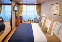 Imagen del interior de un crucero premium