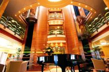 Imagen del hall principal del Hanseatic