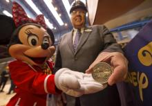 La Ceremonia de la Moneda, historia y ritual Ceremonia de la Moneda crucero disney