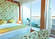 Costa Victoria suite