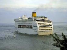 Imagen de la popa del Costa Victoria