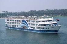 Cruceros motonave por Egipto Motonave navegando por el Nilo