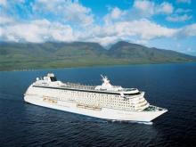 Crystal Cruises anuncia los primeros cruceros de 2014 Imagen del Crystal Serenity navegando por aguas de la Polinesia