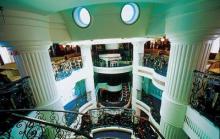 El Royal Clipper Zona Atrium del interior del Clipper