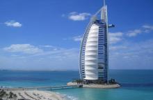 Dubai protagonista de la semana en cruceros El burj al arab de Dubai