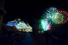 Imagen del Costa Favolosa en la inauguracion de Trieste