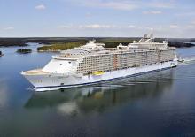 Faltan 2 días para la llegada del Oasis of the seas a Florida Imagen del Oasis of the seas navegando por aguas del atlántico