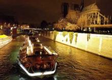 Fin de año en crucero y en París Crucero por el Sena