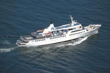 Imagen aérea del buque Galapagos Legend