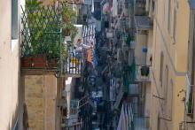 Calle típica de Nápoles