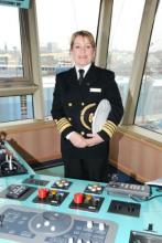 INger Klein Olsen primera mujer capitán de un barco de Cunard Inger Klein Olsen foto