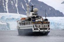 La temporada de cruceros en la Antártida ya ha concluido Foto de un barco navegando por la Antártida