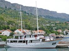 FOto del motovelero MS Afrodita