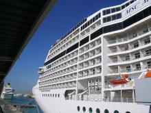 Imagen de la eslora de un buque MSC