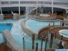 Bañeras de la piscina principal