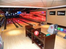 Fotografía del bowling del Norwegian Epic