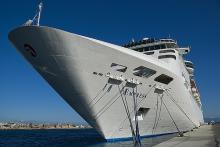 Imagen del Pullmantur Empress amarrado en puerto