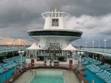 Imagen de la piscina del Pullmantur Sovreign