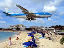 Imagen de la playa próxima al aeropuerto Saint Marteen
