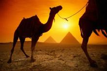 Vuelta al mundo en Costa Cruceros Foto de las pirámides de Egipto