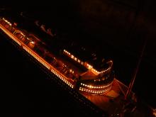 Imagen nocturna del Niew Amsterdam