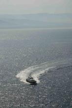 el piloto listo para guiar al noordam a traves del estrecho de Messina
