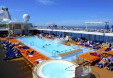 Piscina Semi Olimpica de los cruceros TUI