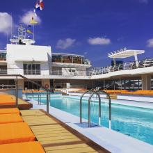 Piscina Semi Olimpica de los cruceros TUI Piscina Semi Olimpica de los cruceros TUI
