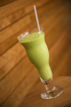 Senses Juice Bar: Smoothies verde Senses Juice Bar: Smoothies verde